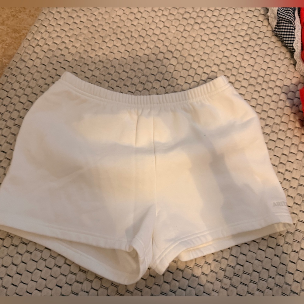 Aritzia White Athletic Shorts - Soft Elastic Waist